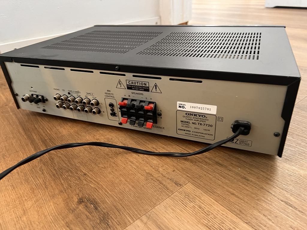 Amplituner Onkyo TX-7720