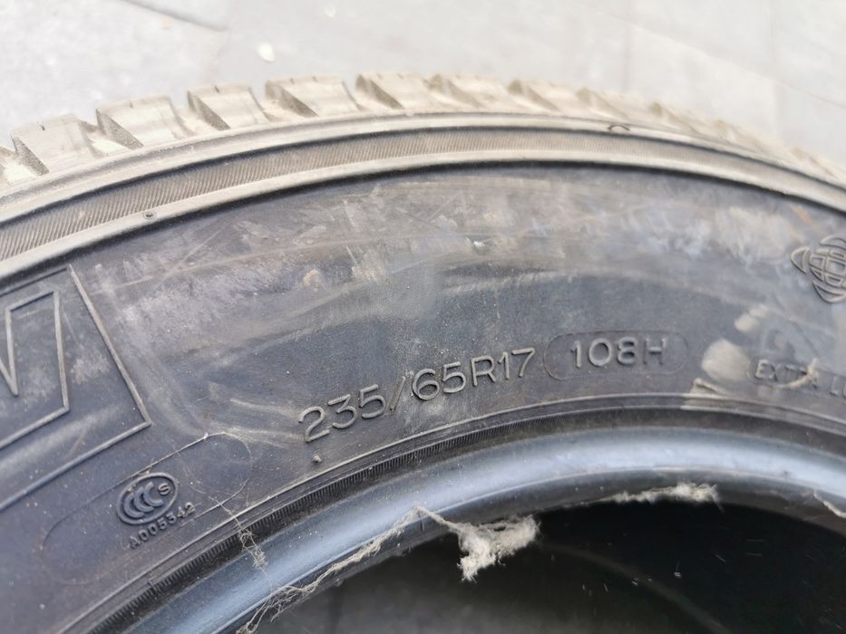 Шины 235/65 R17 Michelin latitude cross