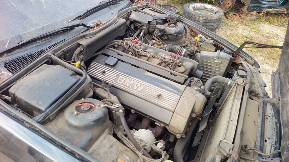 Повний комплект кондиціонеру на BMW e34