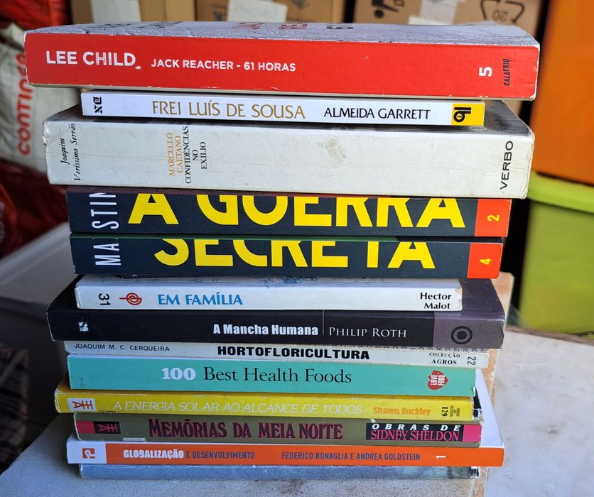 Lote 50 livros - Vários temas