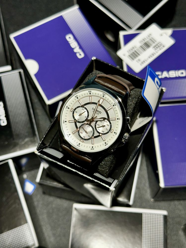 Новые часы Casio MTP-E303L-7A