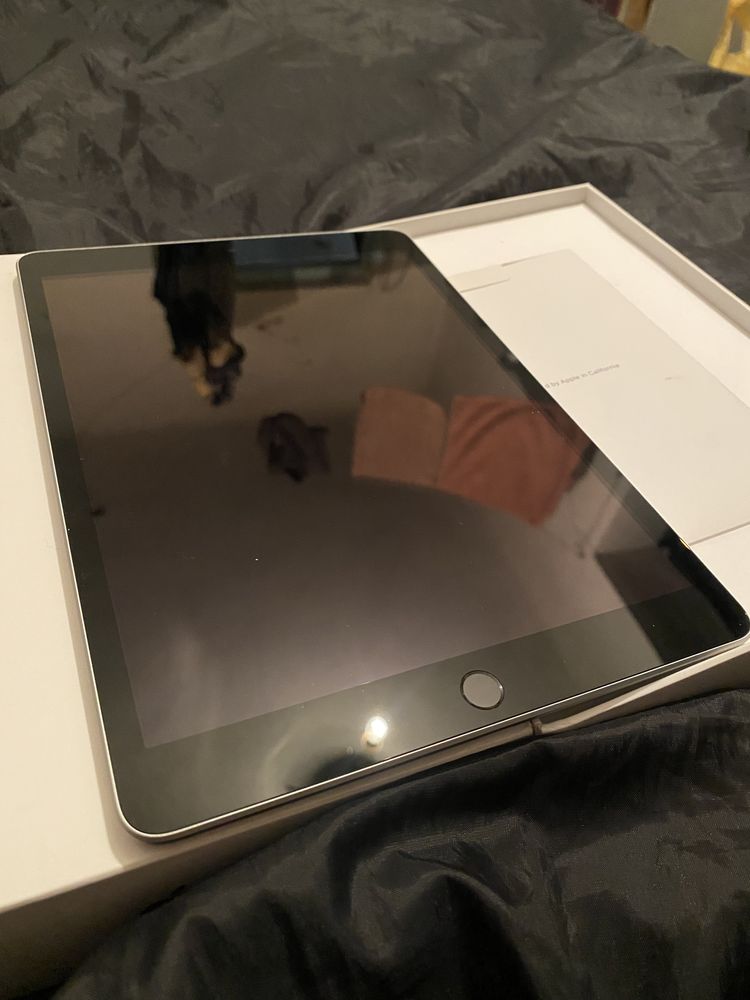 Продам Ipad A2602 2021р