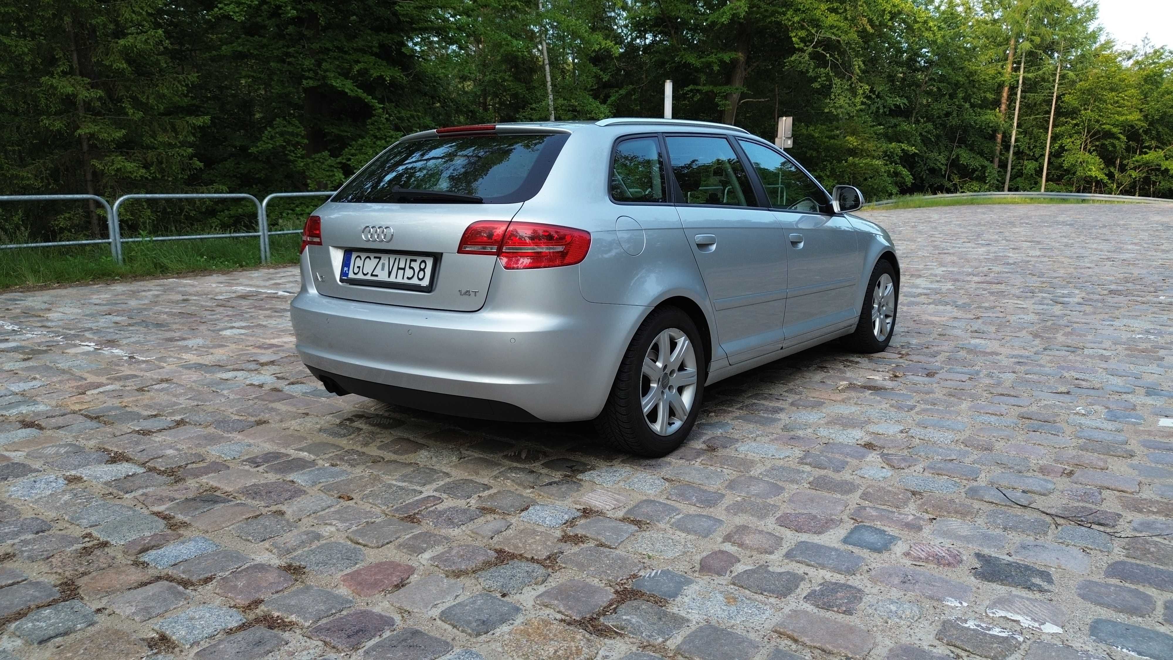 Audi A3 8P • Sportback • 2009 • 5-drzwiowy • 1.4TFSI 125KM