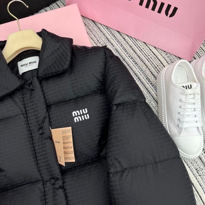 Куртка пуховик Miu Miu миу міу чорна бежева черная