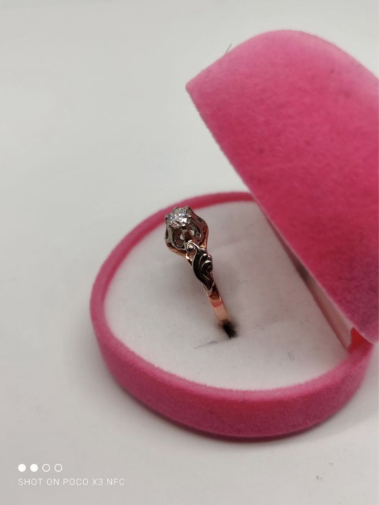 Золотое кольцо ссср с бриллиантом