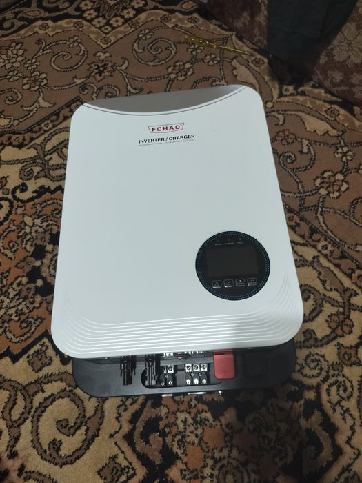 Гібридний інвертор FCHAO 4.2 kw battеry 24v