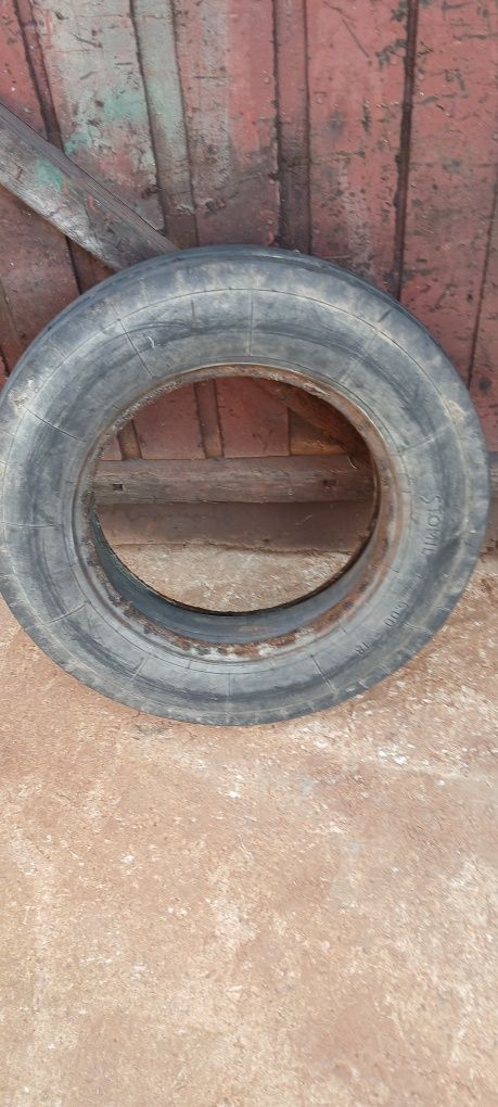Opona z dętka felga  do przyczepy wozu rozrzutnika  6.0 x 18 C