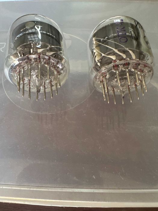 Індикаторна лампа ИН-4 ІН-4 радиолампа