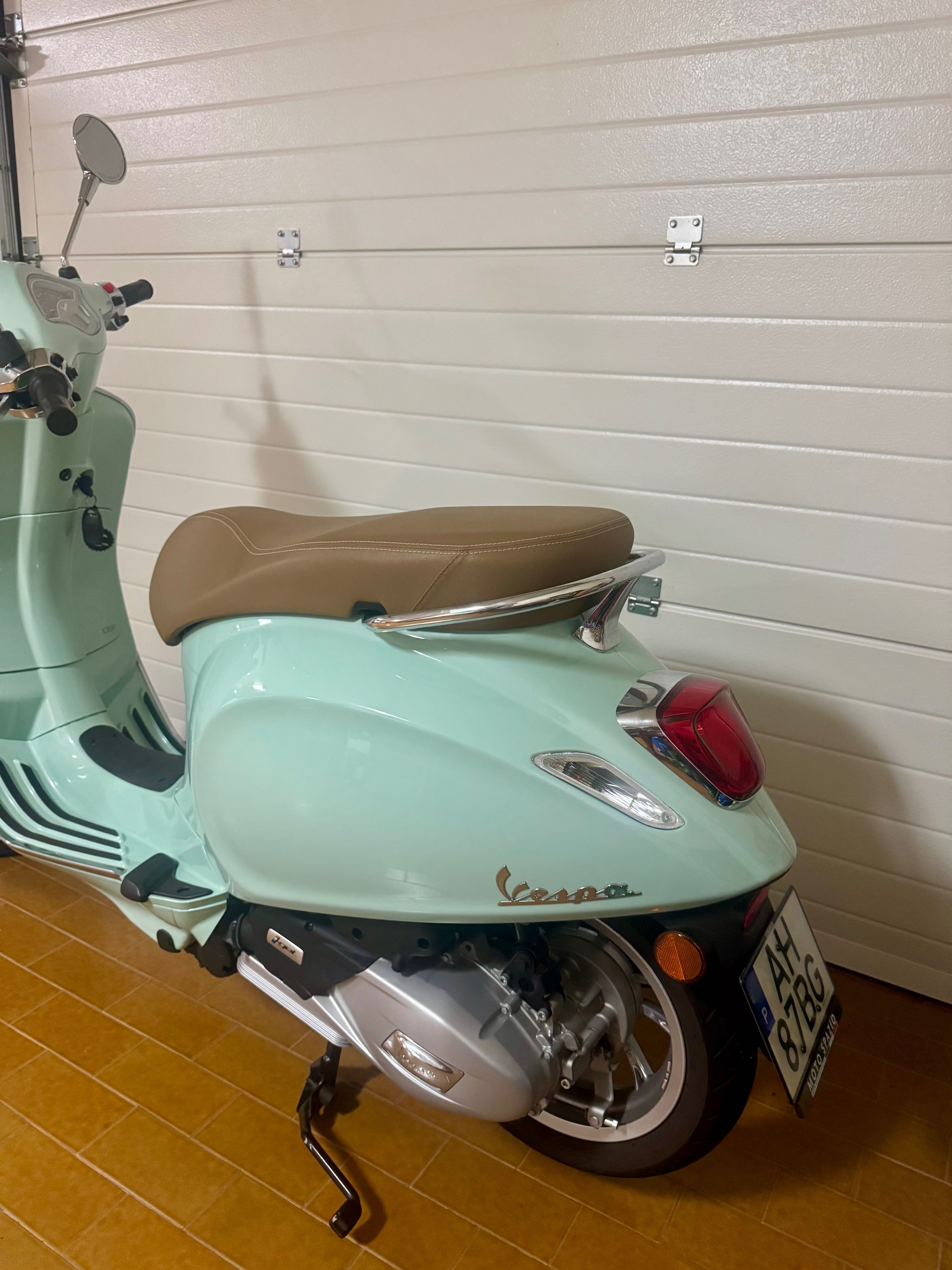 Vespa Primavera 125cc 2021 – Só 246 km