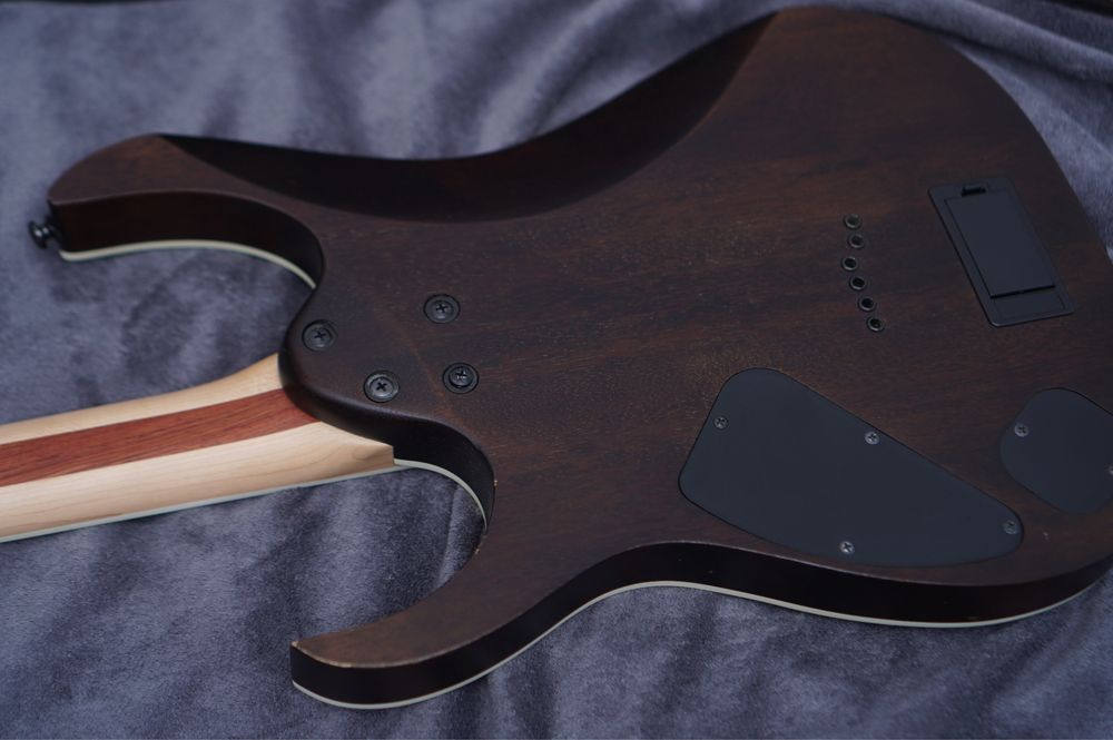Ibanez RGIR20FE iron label EMG Walnut Flat Mahoń