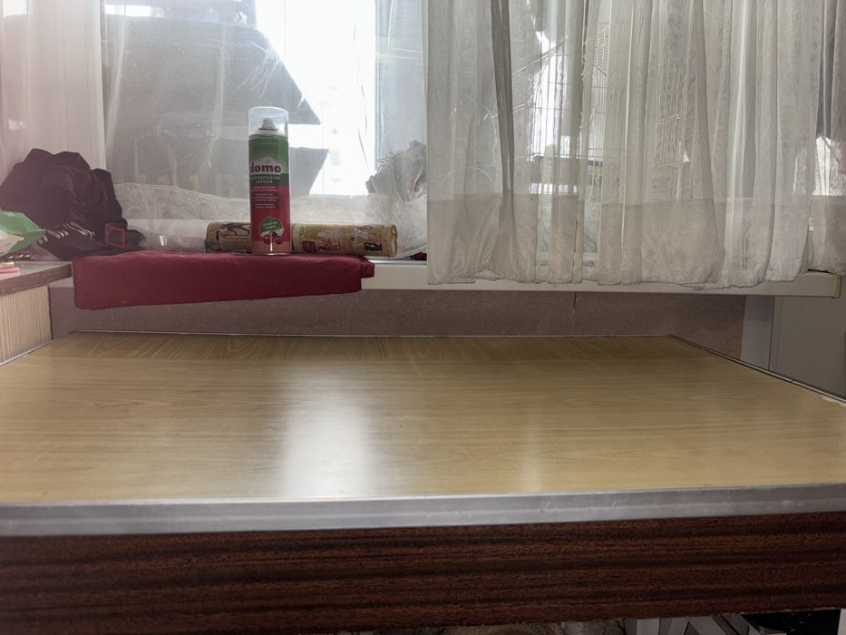 Подарую обідній стіл. Хортицький рн