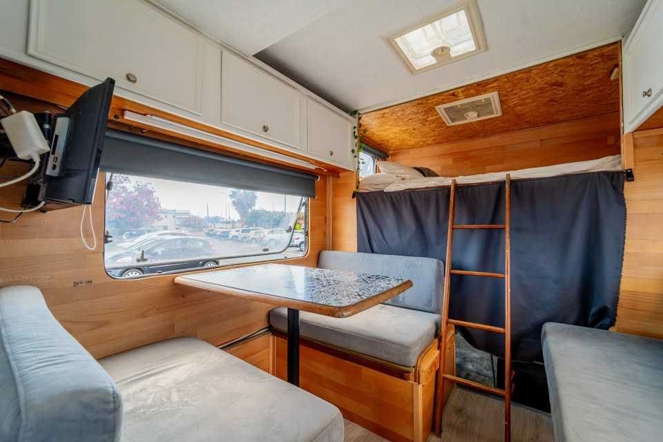 Peugeot J5 Autocaravana Vintage | Restaurada