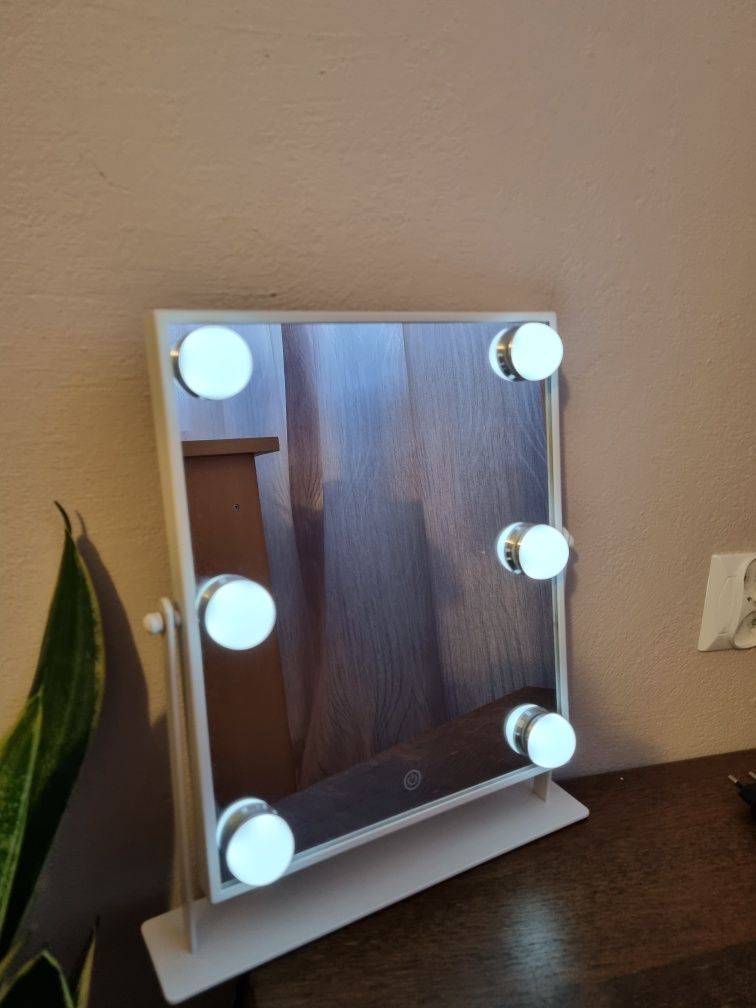 Lustro lusterko świecące led