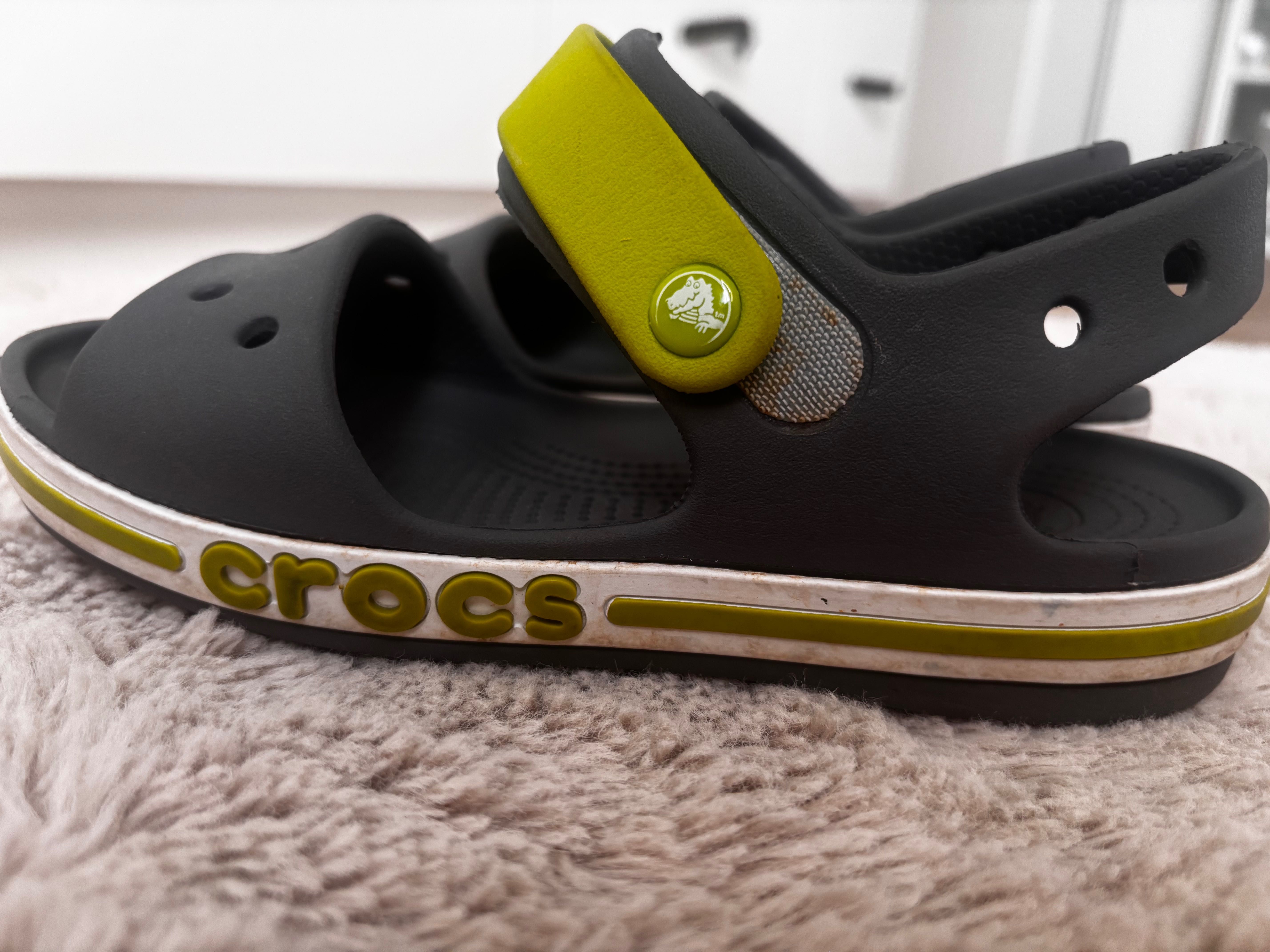 Sandałki Crocs rozmiar J 2