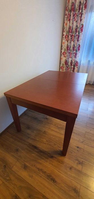 Stół, Dostawka, Krzesła