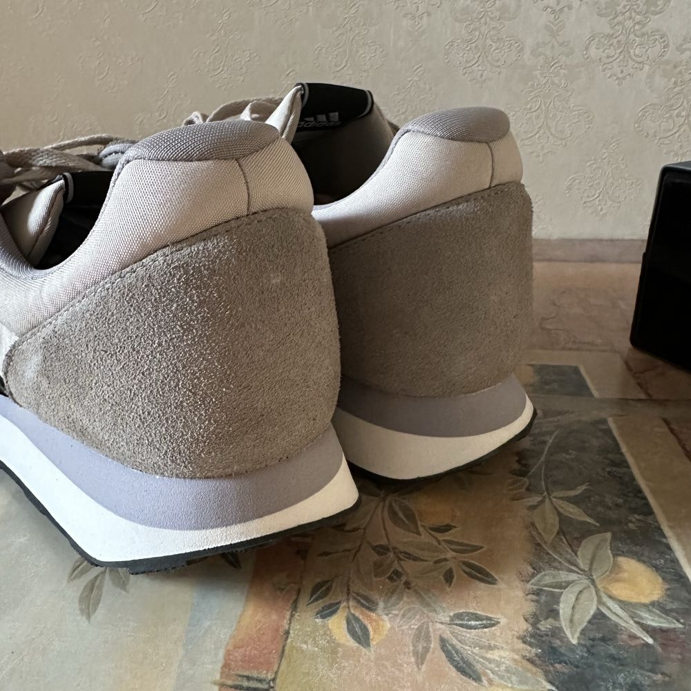 adidas. Чоловічі кросівки. Оригінал. Нові. Розмір 44.