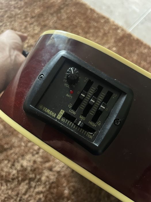 Viola eletroacustica Yamaha fx370c