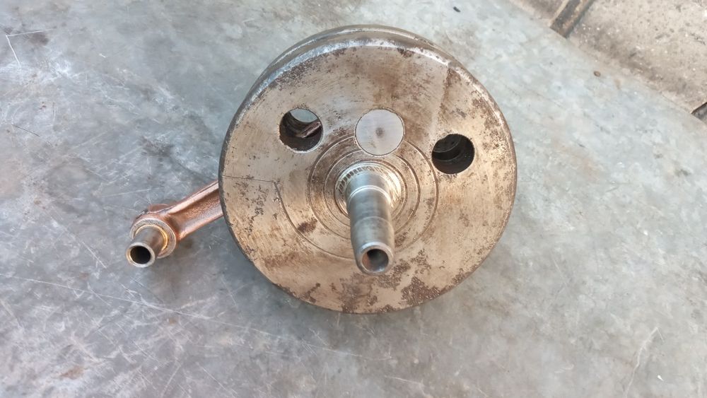 Коленвал. Минск 12 и 6 вольт.