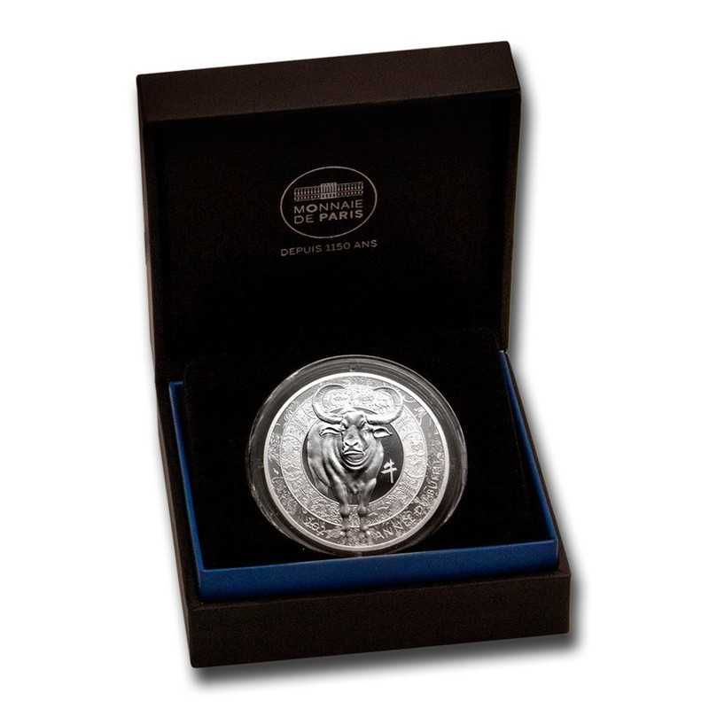 Серебряная монета Франции "Год Быка" 2021 г.в., 22.2 г Пруф (0,999)