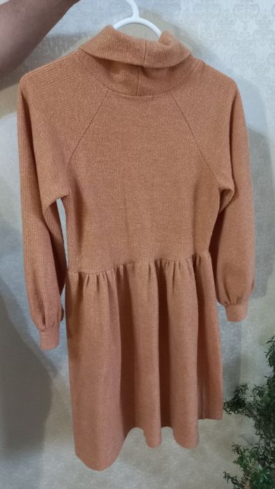 Тепле плаття для дівчинки