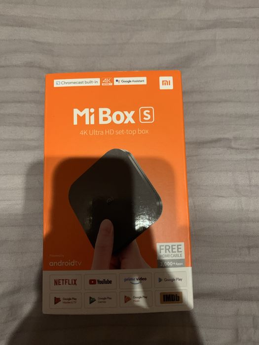 Продам Mi box S (практически новый)