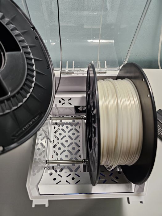 Nowa suszarka go plastiku 3d
