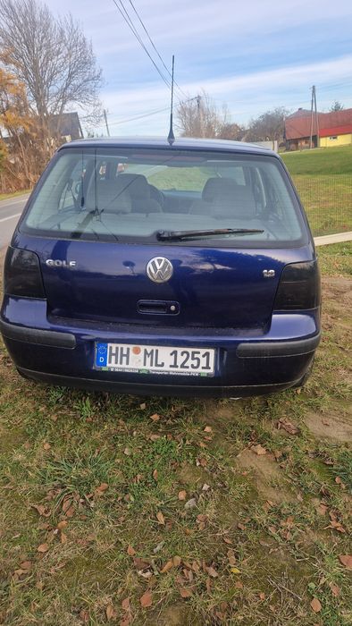 VW Golf 4 Benzyna