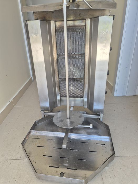 Vendo  máquina  de  kebab  a gás