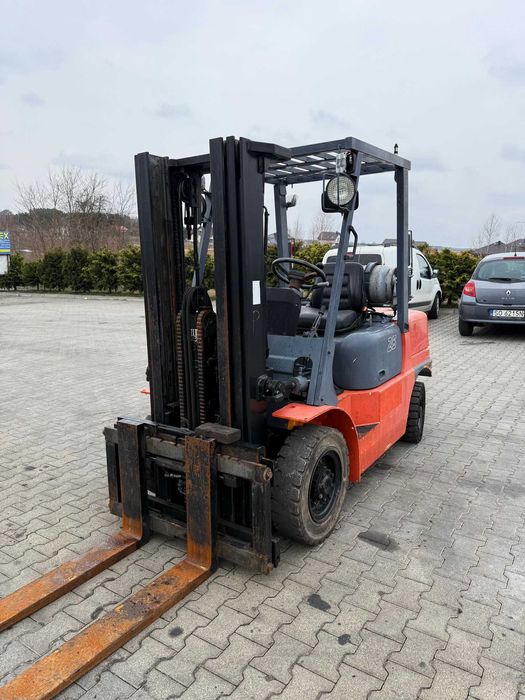 wózek widłowy HALLA FG25 Triplex 4.30m przesuw 2500kg 1999' rok NISSAN