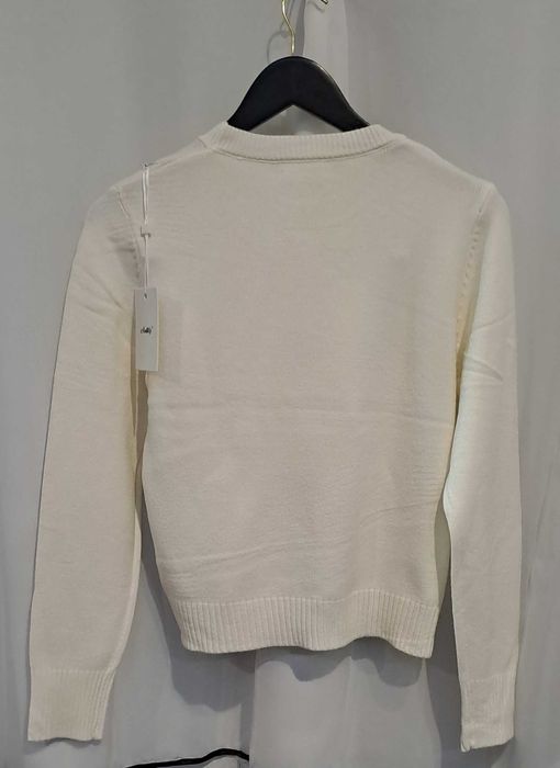 Piękny Biały Sweter Viskoza Biały Ozdobny Naszyjnik Kryształki r.S/M