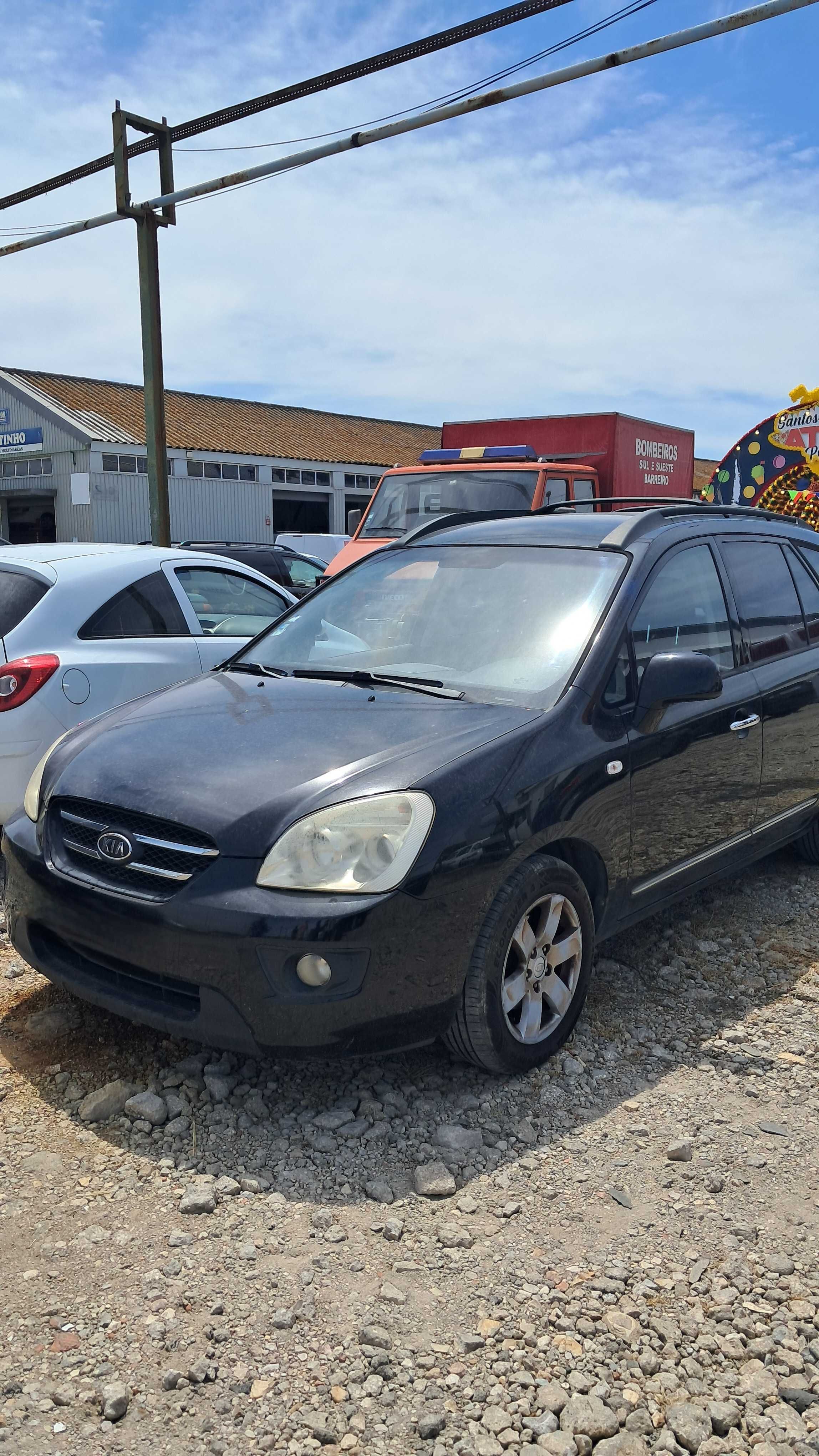 Vendo KIA CARENS 2.0, 140, 7 lugares , ano 2010