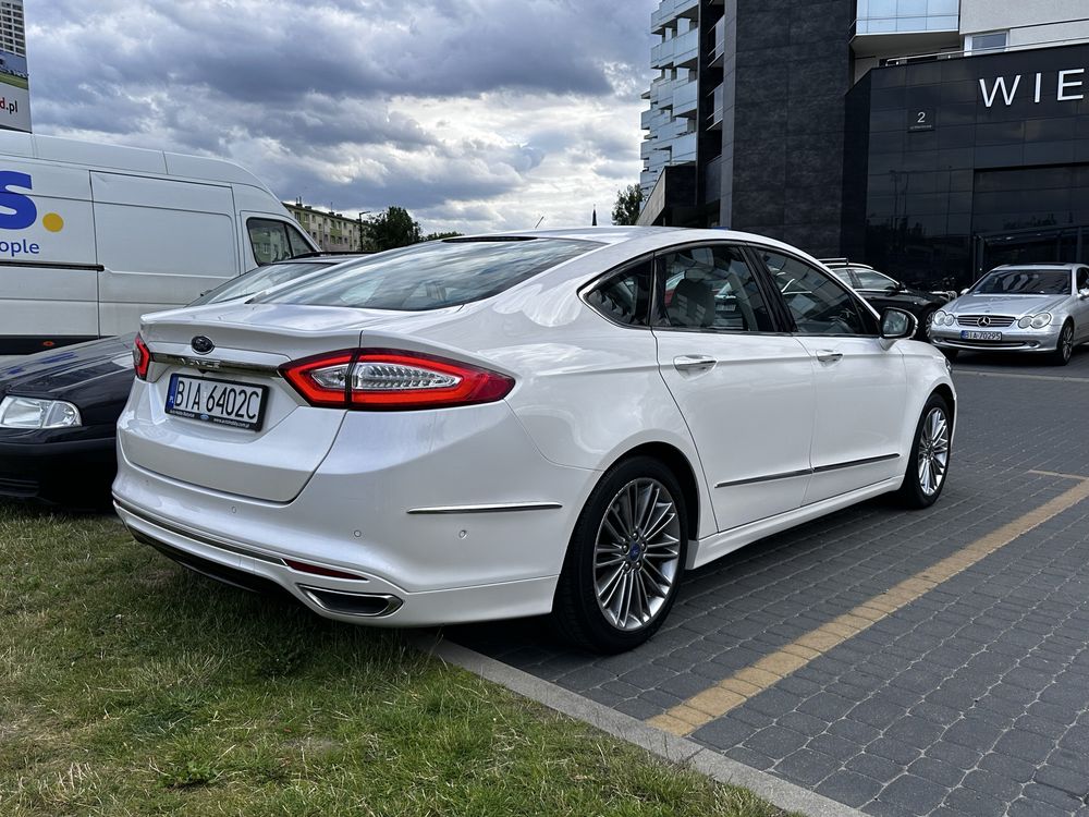Ford Mondeo Vignale Sedan 2.0 TDCi 4x4
