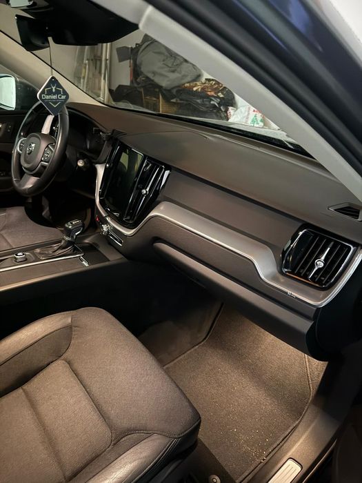 VOLVO XC 60 2018 r