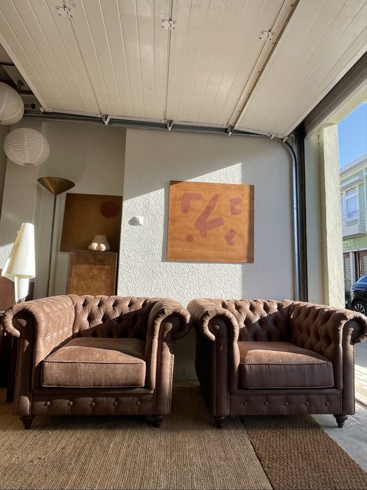 Sofás Chesterfield camurça