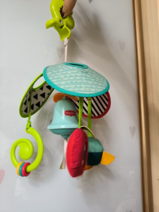 Міні-мобіль Tiny Love Pack&Go на прищіпці