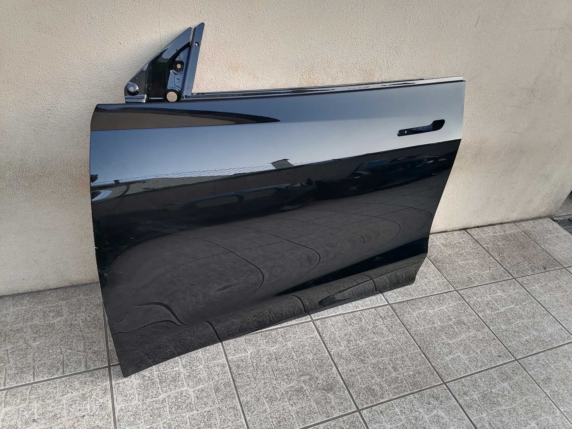 Porta guarda lamas Tesla model Y