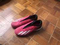 Chuteiras de futsal Adidas tamanho 40