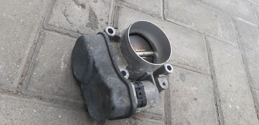 opel zafira b 2.2 16v przepustnica 17305b4227