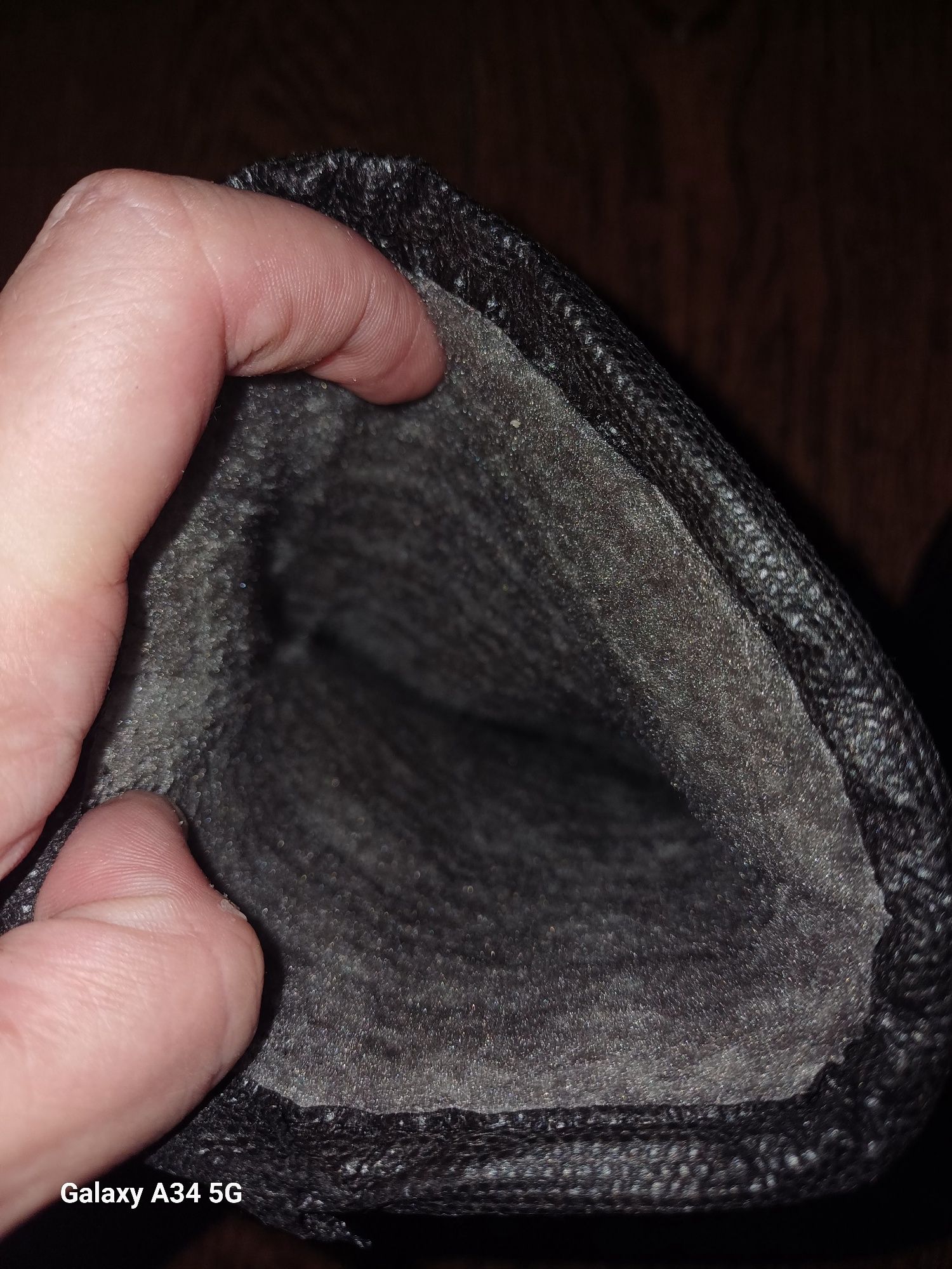 Продам сапоги детские резиновые утепленные черные