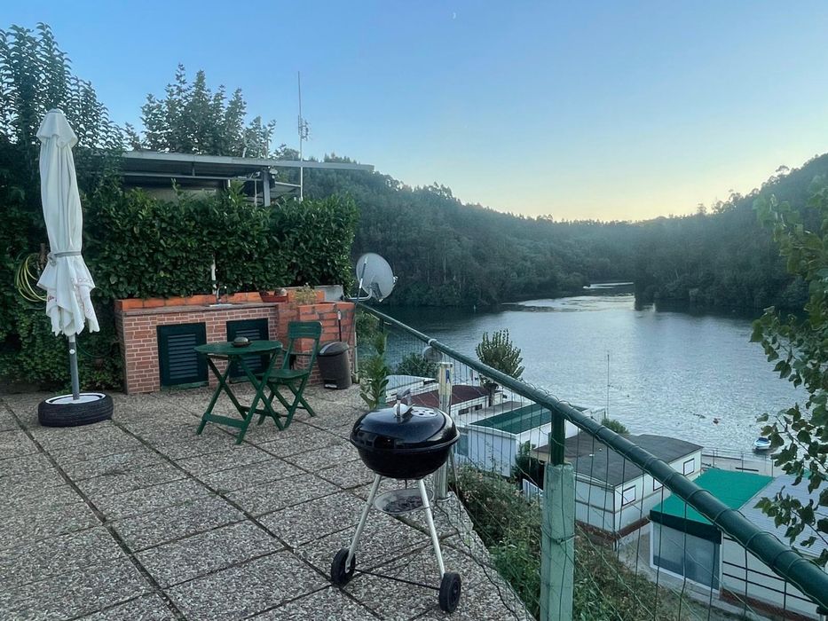 Residencial Campidouro , vistas rio Douro, piscina T2 espaco exterior