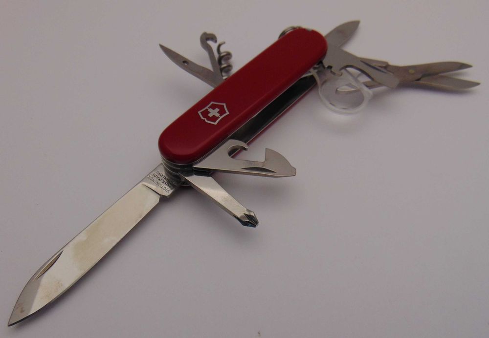 Scyzoryk VICTORINOX Explorer # lupa # nożyczki # otwieracz # SZWAJCAR