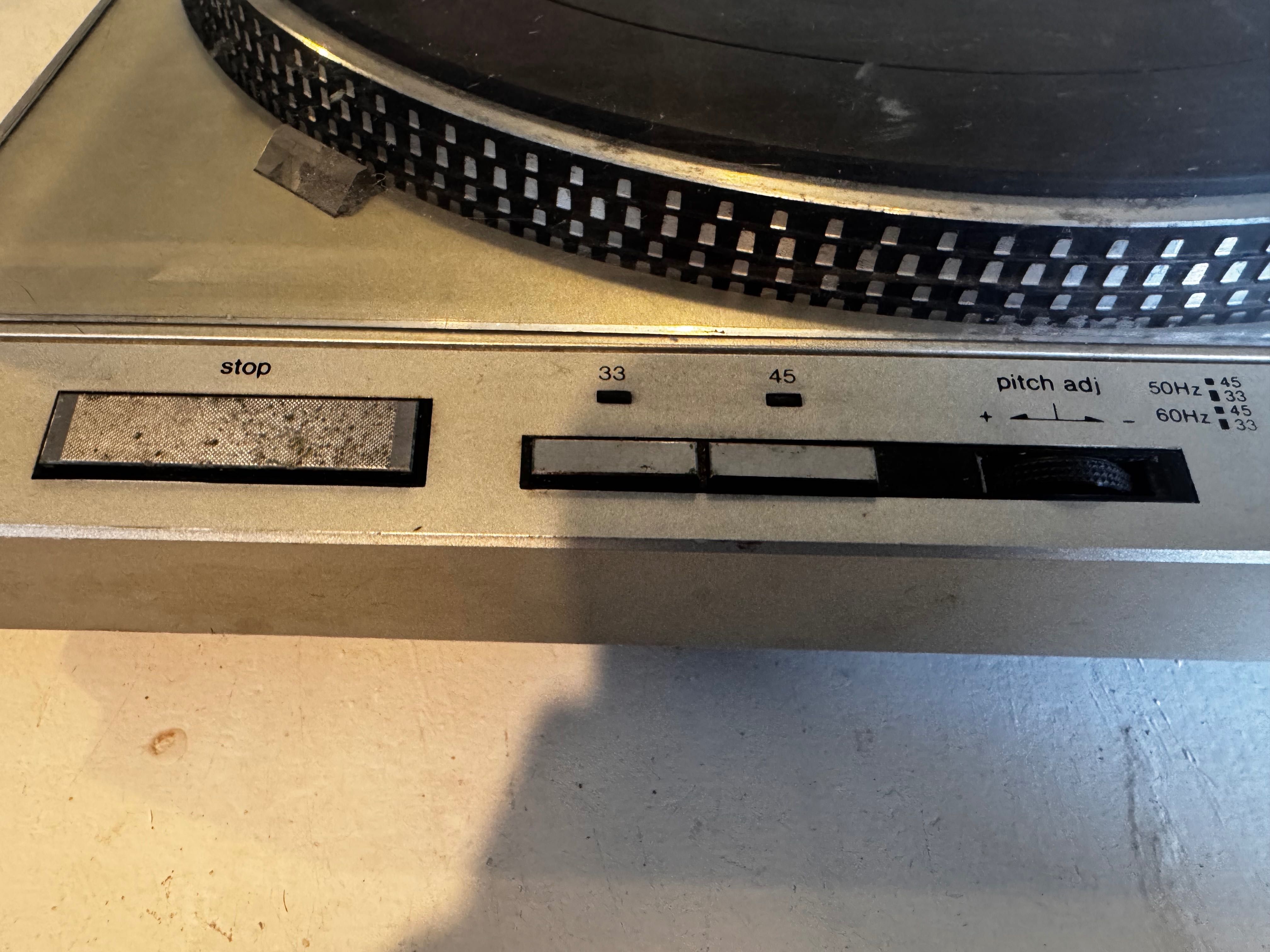 Technics SL-D202
