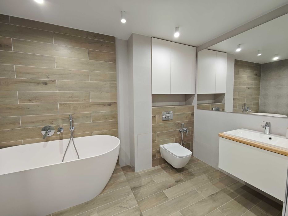 Простора квартира в центрі з панорамним видом на місто!