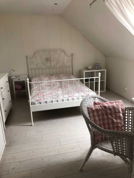 Łóżko ze stelażem, białe IKEA  140x200