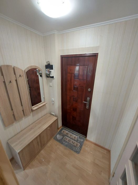 Продаю 1 кімнатну Проспект Миру меблі та техніка