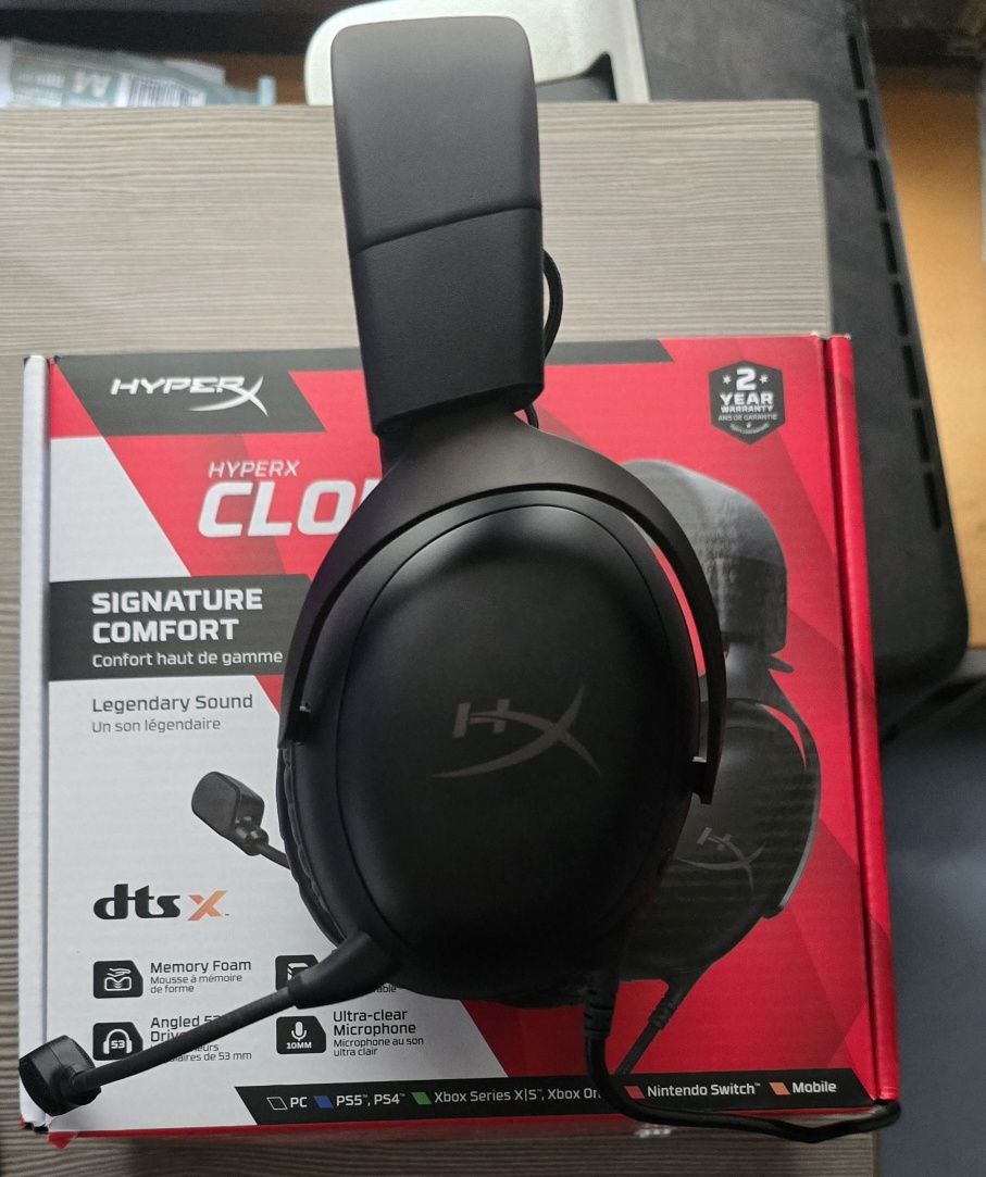 Słuchawki gamingowe HyperX Cloud III czarne Stan Idealny