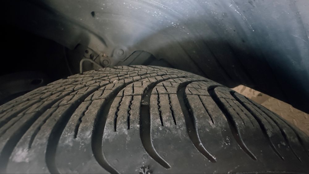 Sprzedam felgi 16 cali 5x114,3 z oponami wielosezonowymi