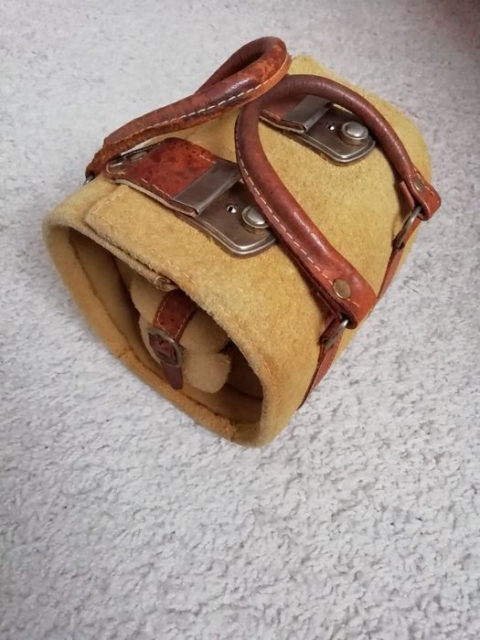 Torebka kuferek ze skóry