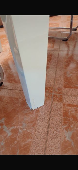 Mesa de jantar branca lacada