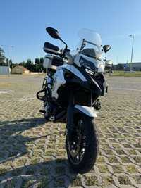 Benelli TRK 502 de 2022